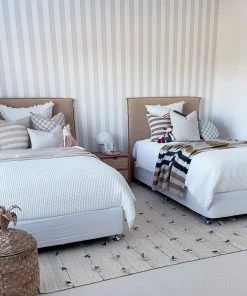 Miss Amara Willow Cream And Black Tufted Jute Rug All Rugs