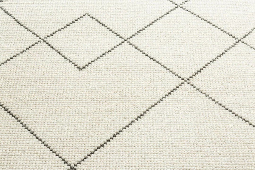 Miss Amara All Rugs Zane Ivory Tribal Pattern Wool Rug