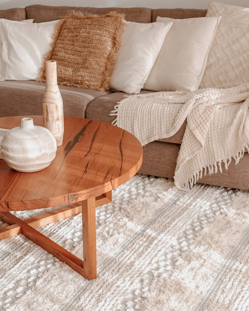 Miss Amara All Rugs Zoya Tribal Ivory Shag Rug