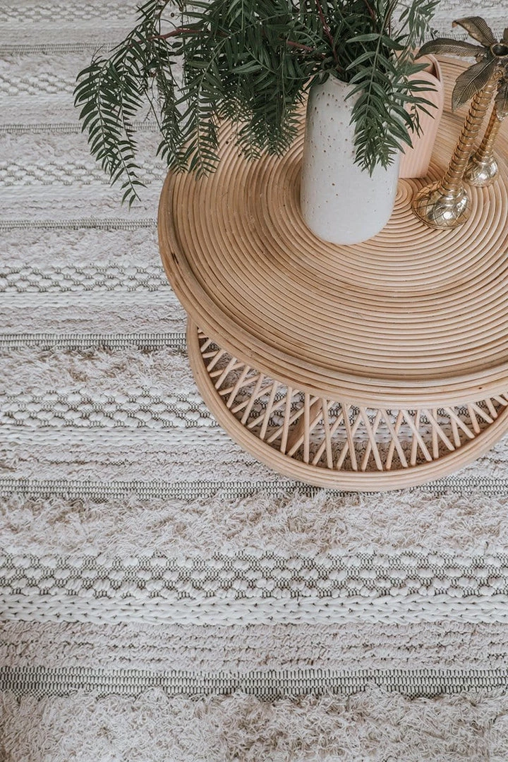 Miss Amara All Rugs Zoya Tribal Ivory Shag Rug